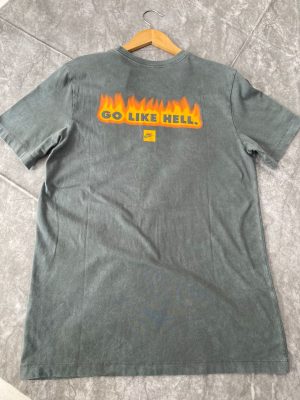 Camiseta Nike Tee Flame Logo
