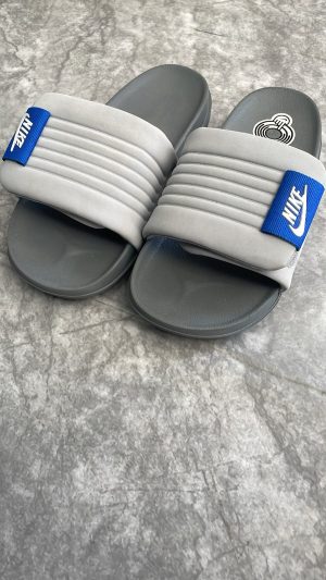 Chinelo Nike Offcourt Adjust