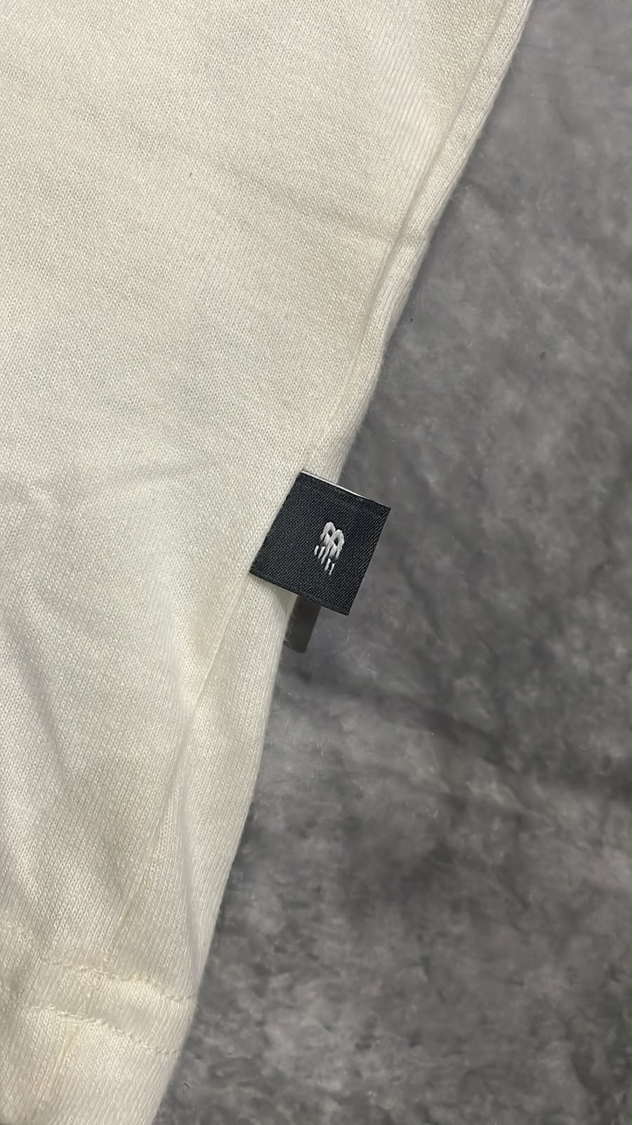 Camiseta New Balance Athletic Shoes Logo – Off White - Imagem 4