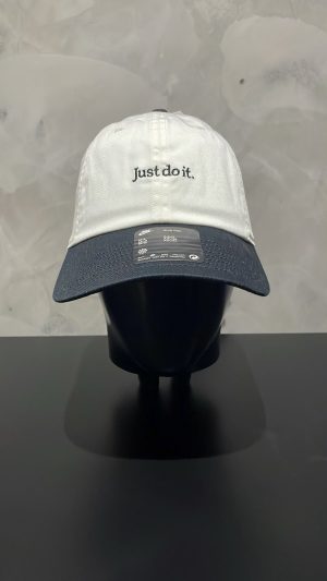 Boné Nike Club Cap “Just Do It.” Bicolor.