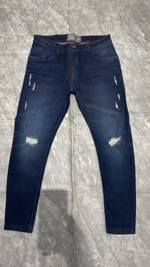 skinny, lavagem azul escuro (dark wash)